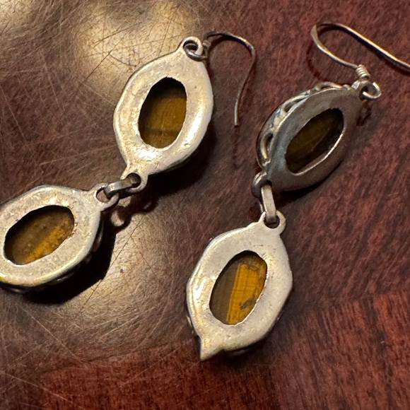Elegant Silver and Tigers eye Stone Earrings - Picture 5 of 7